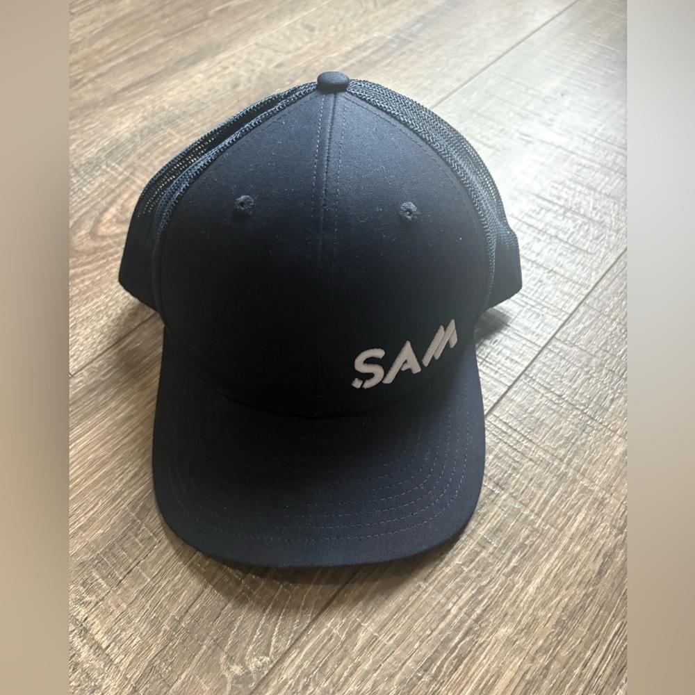 SAM. Classic Black Mesh Cap